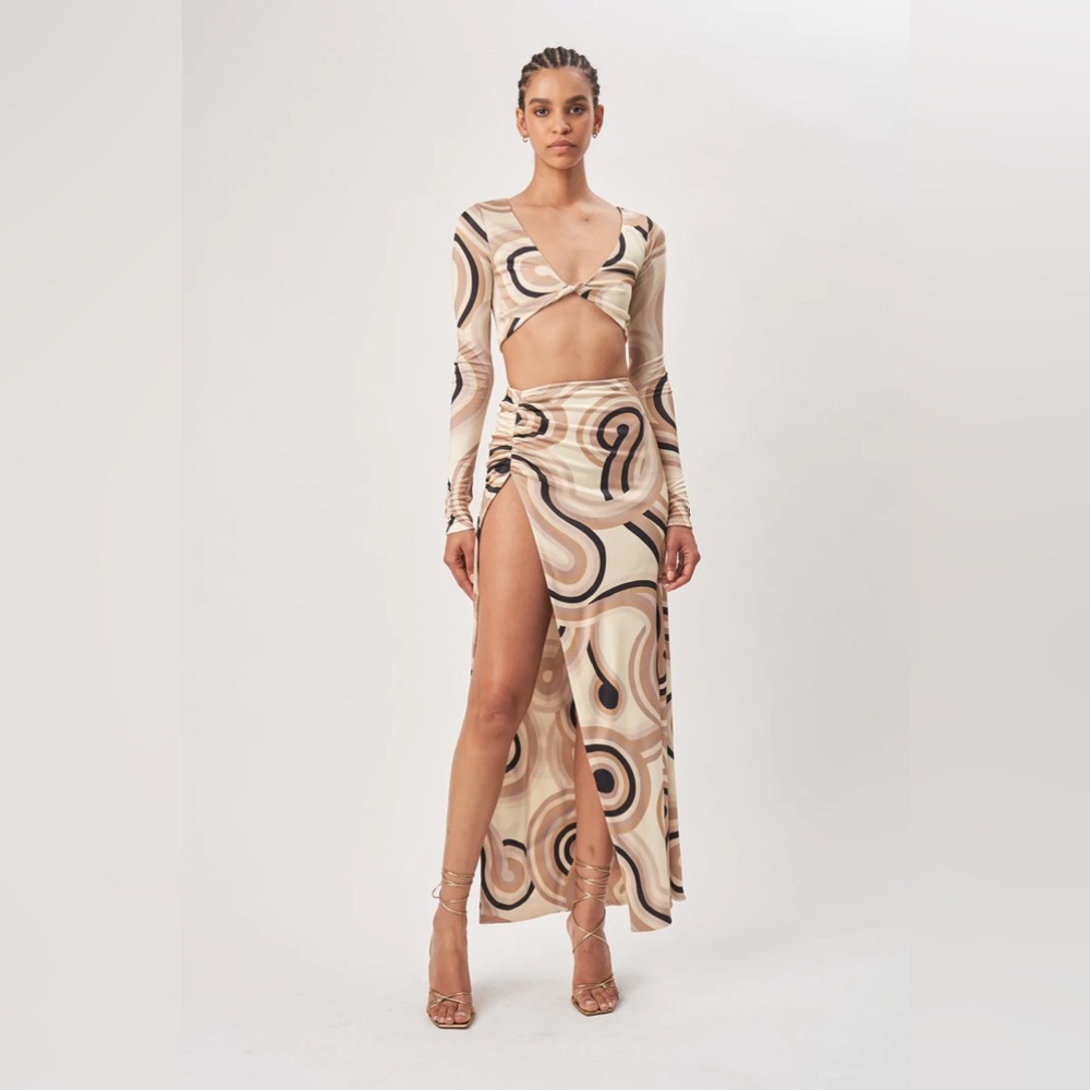 NWT Ronny Kobo Tonal Swirl Matching Set